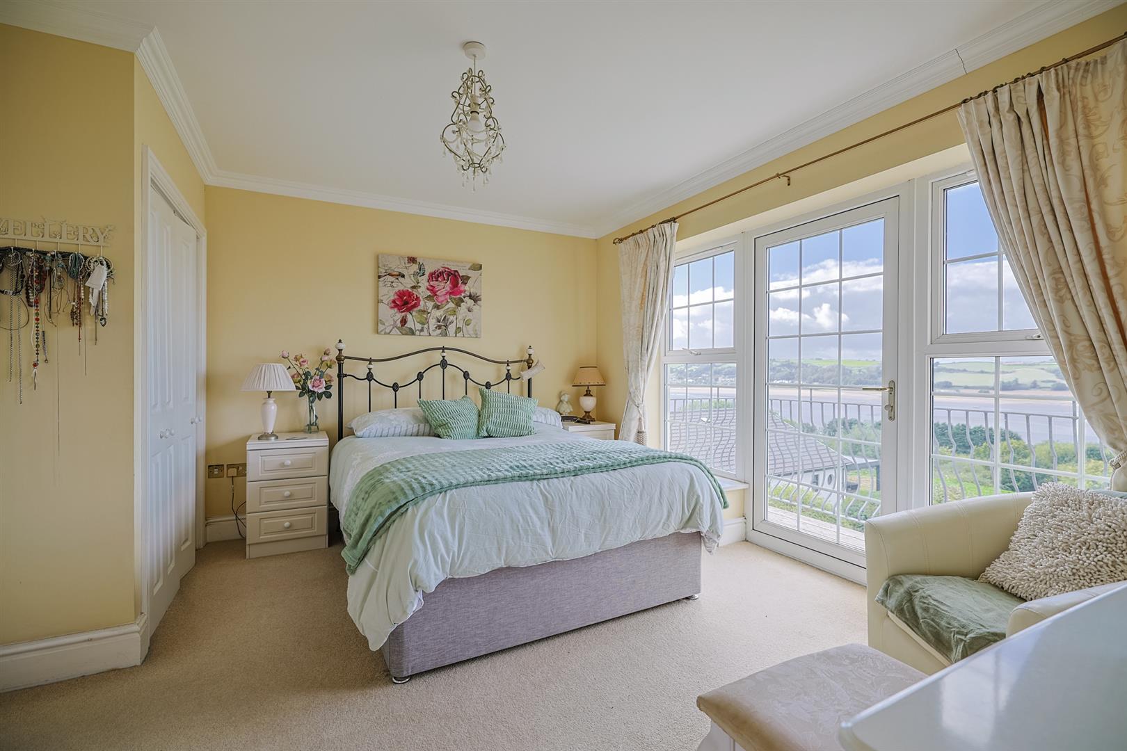 Aberfa, Ferryside, Carmarthenshire, SA17 5RS